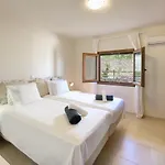 Pangolas Paxos Apartament Longós