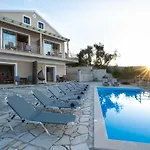 Apartament Pangolas Paxos *