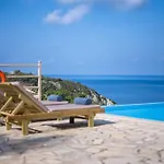 Pangolas Paxos Longós