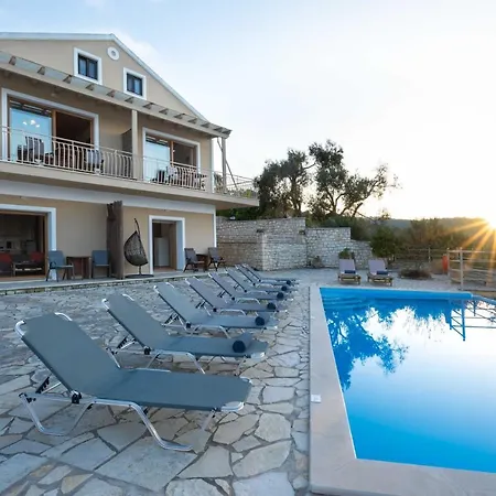 Apartament Pangolas Paxos *
