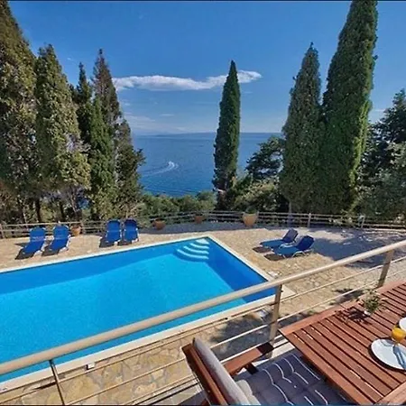 Pangolas Paxos *