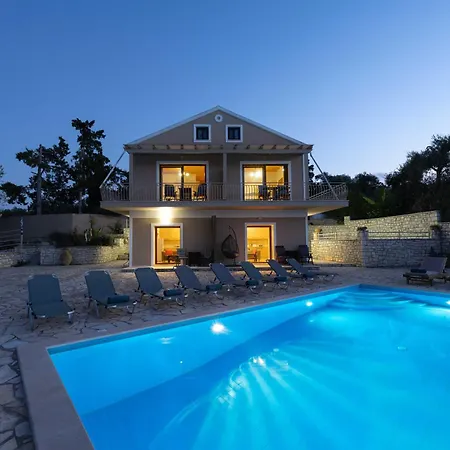 Pangolas Paxos Apartment