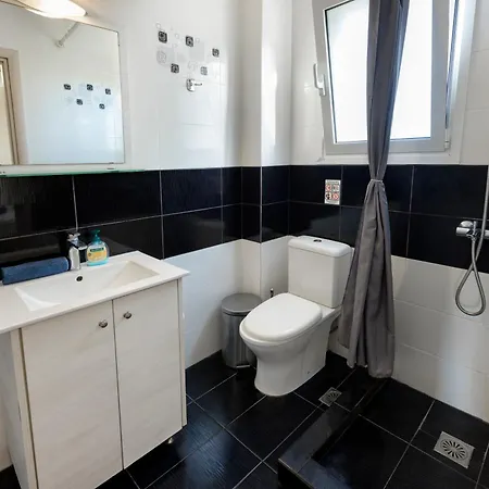 Pangolas Paxos Apartman