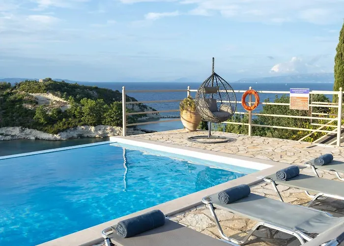 Pangolas Paxos * Λογγός